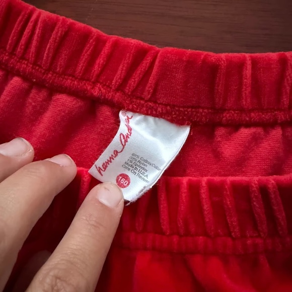 Hanna Andersson Velvet Red Skirt - Picture 2 of 2
